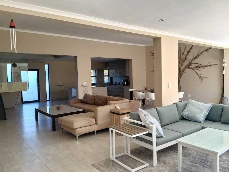 7 Bedroom Property for Sale in Melkbosstrand Central Western Cape